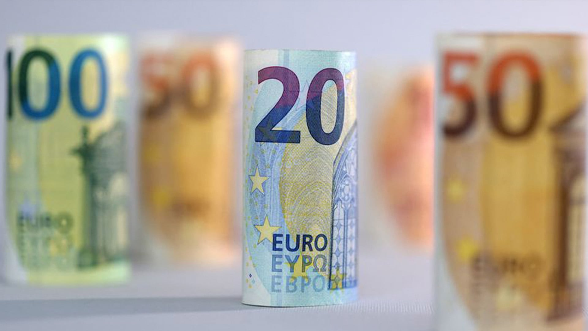 El nuevo impuesto al patrimonio, creado para recaudar $8,3 billones, eleva la carga fiscal para 15.000 empresas y preocupa a inversionistas sobre la economía colombiana - crédito Dado Ruvic/REUTERS