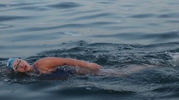 Una nadadora argentina cruzó el