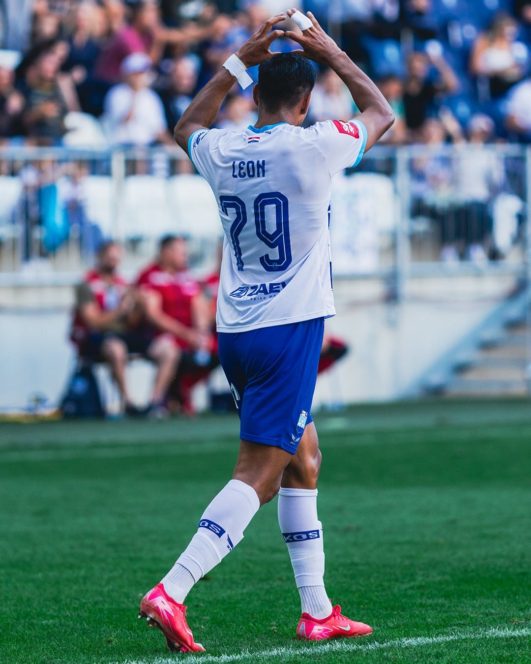 El mexicano se ha consagrado como una pieza clave del equipo NK Osijek. (IG NK Osijek)