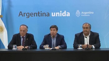 Después de la reunión, en