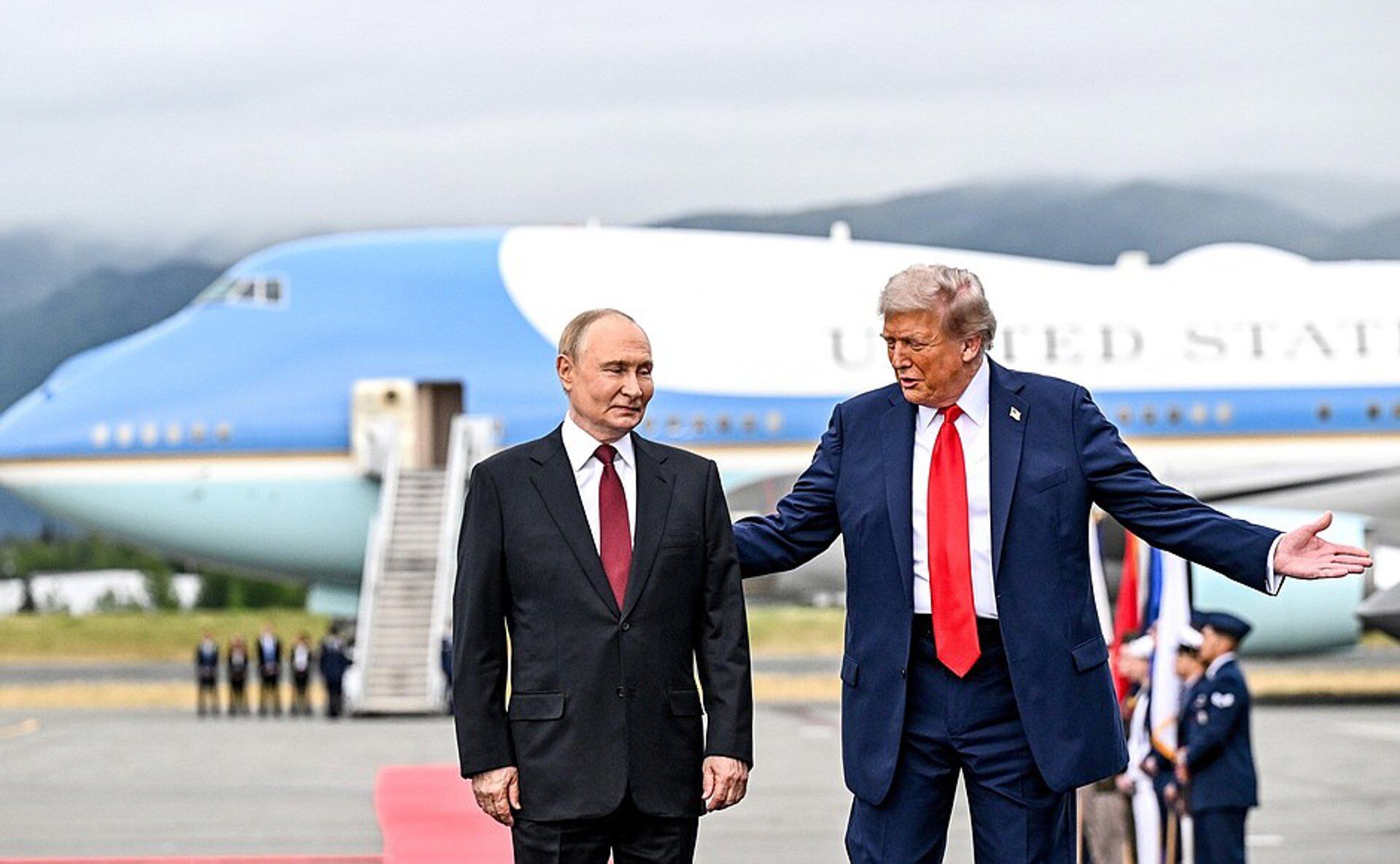 El presidente de EEUU, Donald Trump, se reúne con el mandatario ruso, Vladimir Putin, en Alaska. (Europa Press)