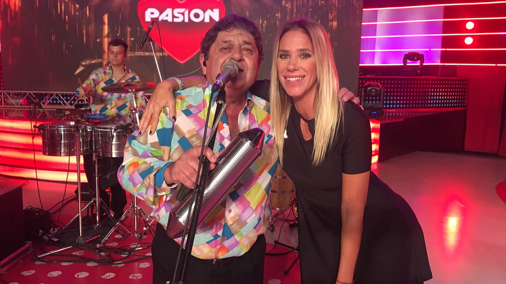 Marcela Baños, la histórica conductora de Pasión de Sábado, con Cacho Deicas