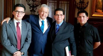 (Foto: Facebook/Arturo Farela)