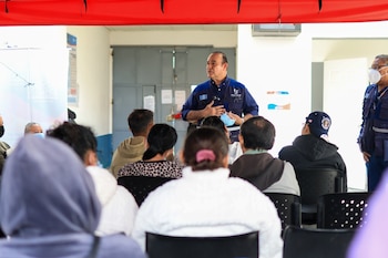 Un grupo de profesionales de