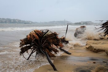 Fotografía del fuerte oleaje hoy,