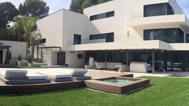 La lujosa mansión de Messi en Barcelona