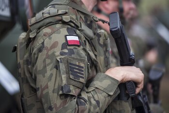 Los globos lanzados desde Bielorrusia y Rusia son considerados ataques híbridos, muchas veces asociados al contrabando de mercancía ilegal y amenazas a la seguridad europea
