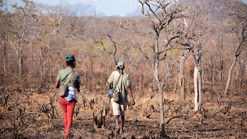 Fatima Balasani y Seliano Rucunua,