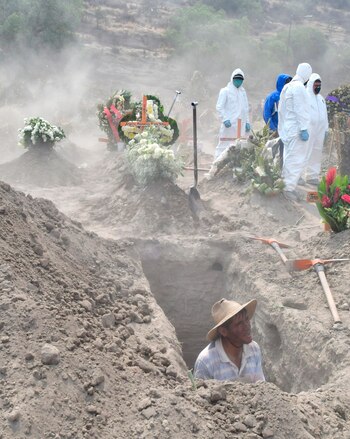 Las tres comitivas, cada una