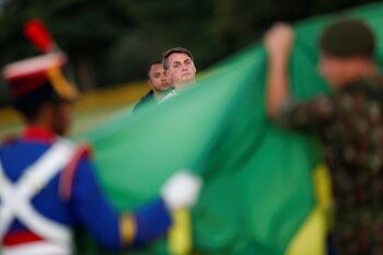 Jair Bolsonaro en las afueras del Palacio del Planalto REUTERS/Ueslei Marcelino