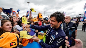 El piloto español Carlos Sainz renueva su contrato con Williams