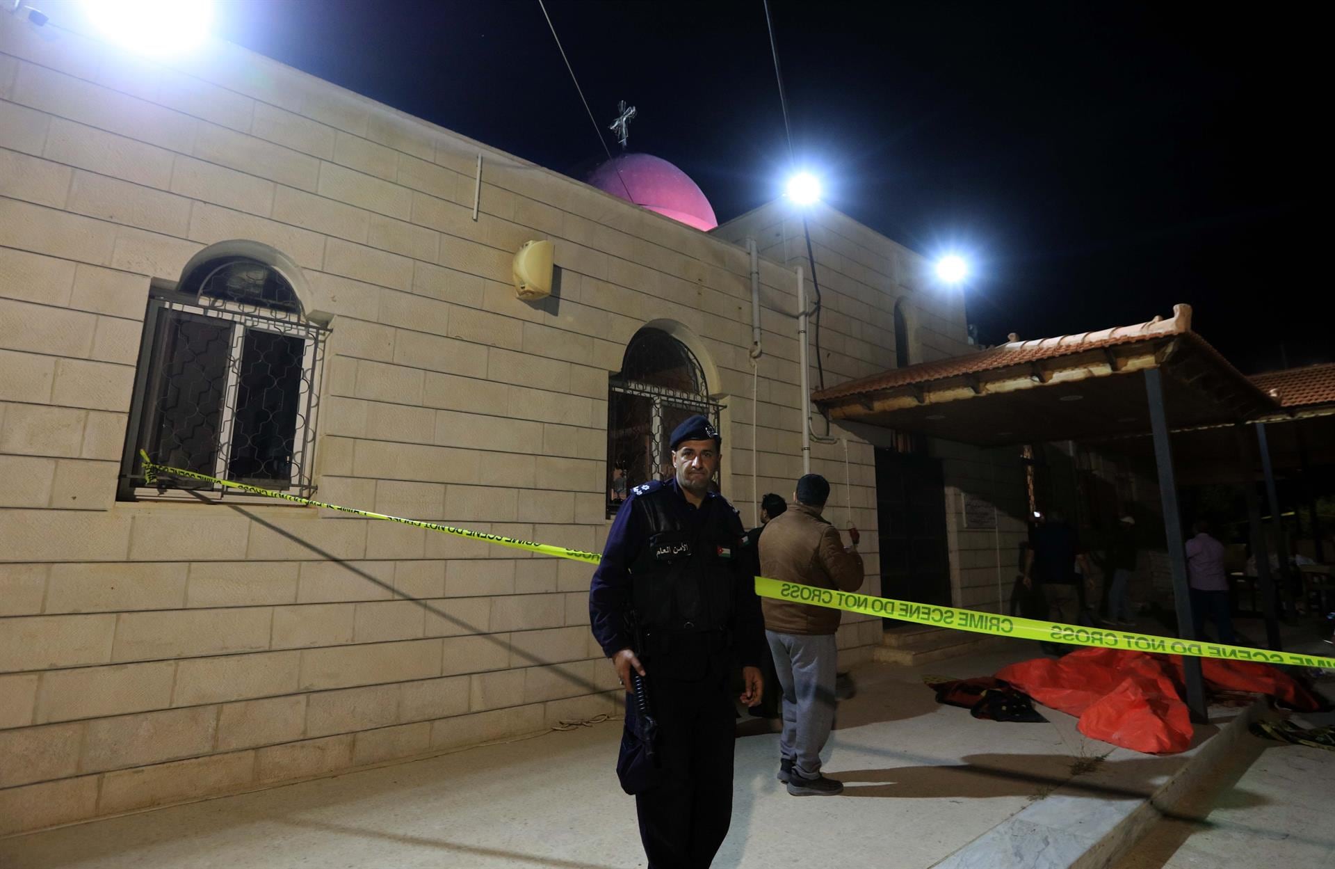 Detenidos los tres "terroristas" sospechosos del atentado con nueve muertos en una iglesia en Karak