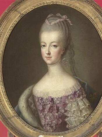 María Antonieta se unió en