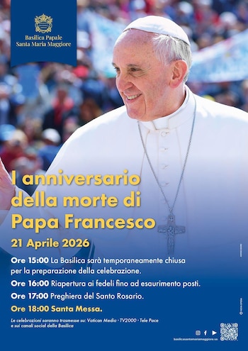 Póster con una imagen sonriente del Papa Francisco de perfil, vistiendo sotana blanca y una cruz pectoral, anunciando un evento con fondo azul