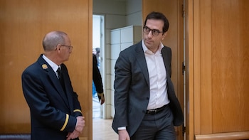 Cuerpo promete "mejorar" la situación del día a día de la Guardia Civil tras la muerte de dos agentes en Huelva