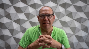 El homicidio ocurrió dos días después de que el periodista publicara acusaciones contra el senador Antonino Morales; hasta ahora, las autoridades no han establecido un vínculo entre esos hechos.