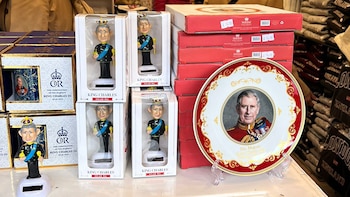 Coronación de Carlos III Nota Roberto funes Ugarte