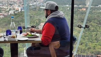 ¿Desayuno en hotel de lujo