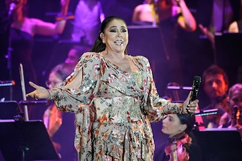 Isabel Pantoja en el escenario