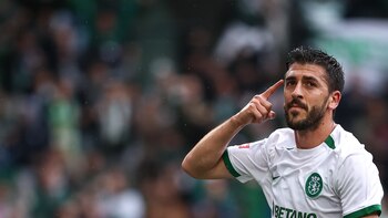 Paulinho, cuatro máximo goleador de