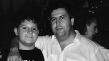 Hijo de Pablo Escobar reveló una frase que le dijo el capo cuando conoció la cocaína: “El verdadero valiente, hijo, es aquel que no consume las drogas”