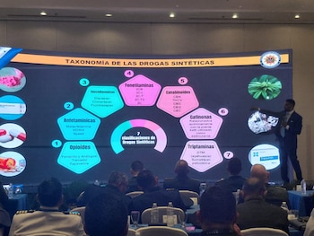 Las redes criminales usan plataformas digitales, mensajería cifrada y criptomonedas, lo que obliga a los Estados a reforzar la inteligencia digital frente al narcotráfico.