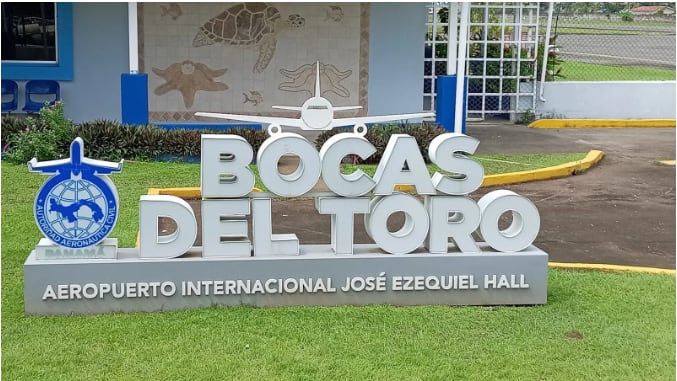 El Aeropuerto Internacional José Ezequiel Hall funciona como la principal puerta de entrada aérea a Isla Colón, uno de los destinos turísticos más conocidos del Caribe panameño. Instagram
