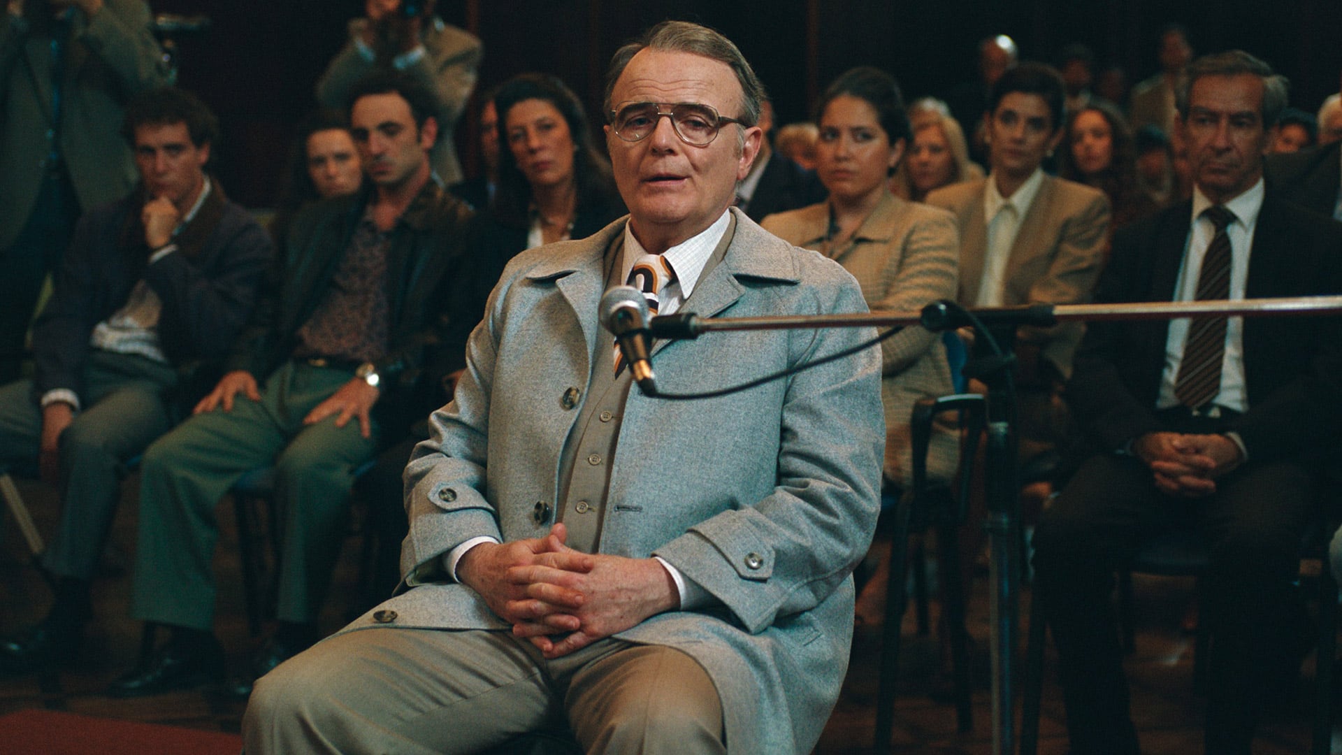 Luis Machín como Barreda en la película que se acaba de estrenar en la plataforma de streaming (Prime Video)