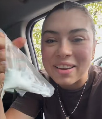 Las redes no perdonaron a Angie Castillo tras su anécdota con creatina en una jornada de donaciones - crédito @angiesitacastillo/tiktok