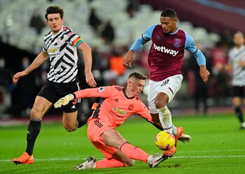Sebastien Haller (d). EFE/EPA/Justin Setterfield/Archivo
