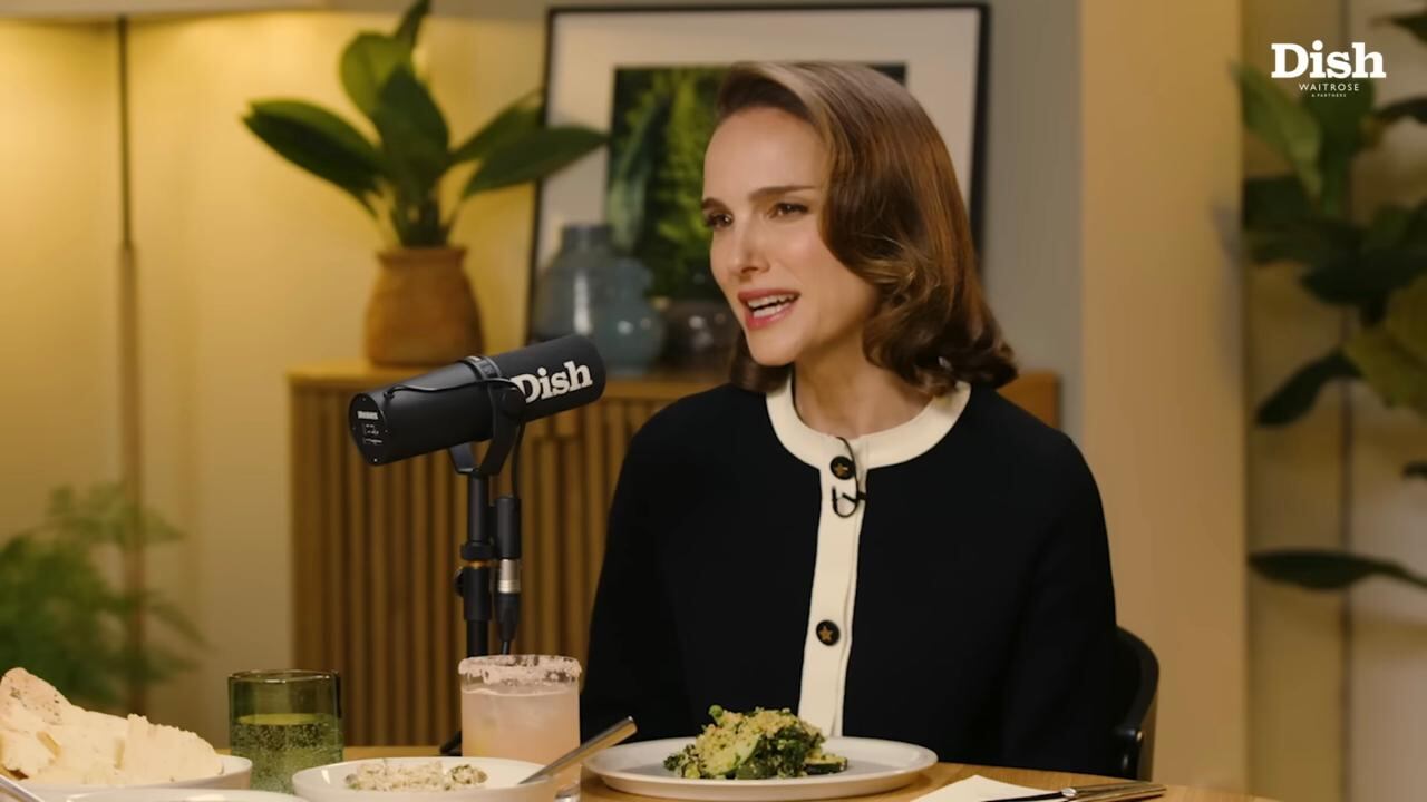 En una entrevista exclusiva para Dish Podcast, la actriz compartió anécdotas de rodaje, su vida vegana en París y su pasión por la gastronomía (Dish Podcast)