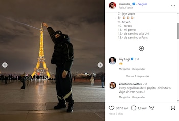 Con banderas, selfies junto a