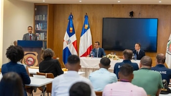 Dirección de Control de Drogas de Dominicana reforzó la inspección de buques de recreo con apoyo de Francia