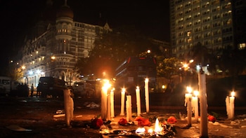 Homenaje en Bombay a las