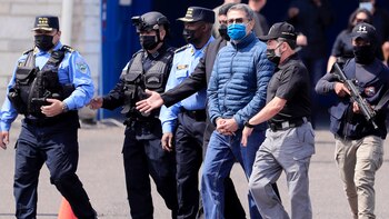 Esposa de Hernández denuncia linchamiento