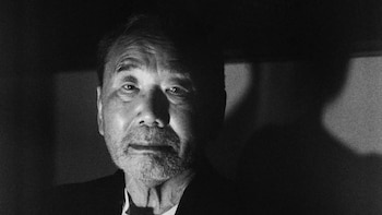 Haruki Murakami: “Mientras escribo, pasan