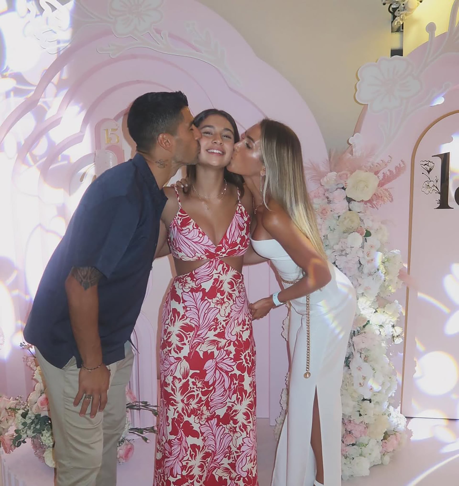Luis Suárez celebró la fiesta de cumpleaños de su hija Delfina (@sofibalbi)