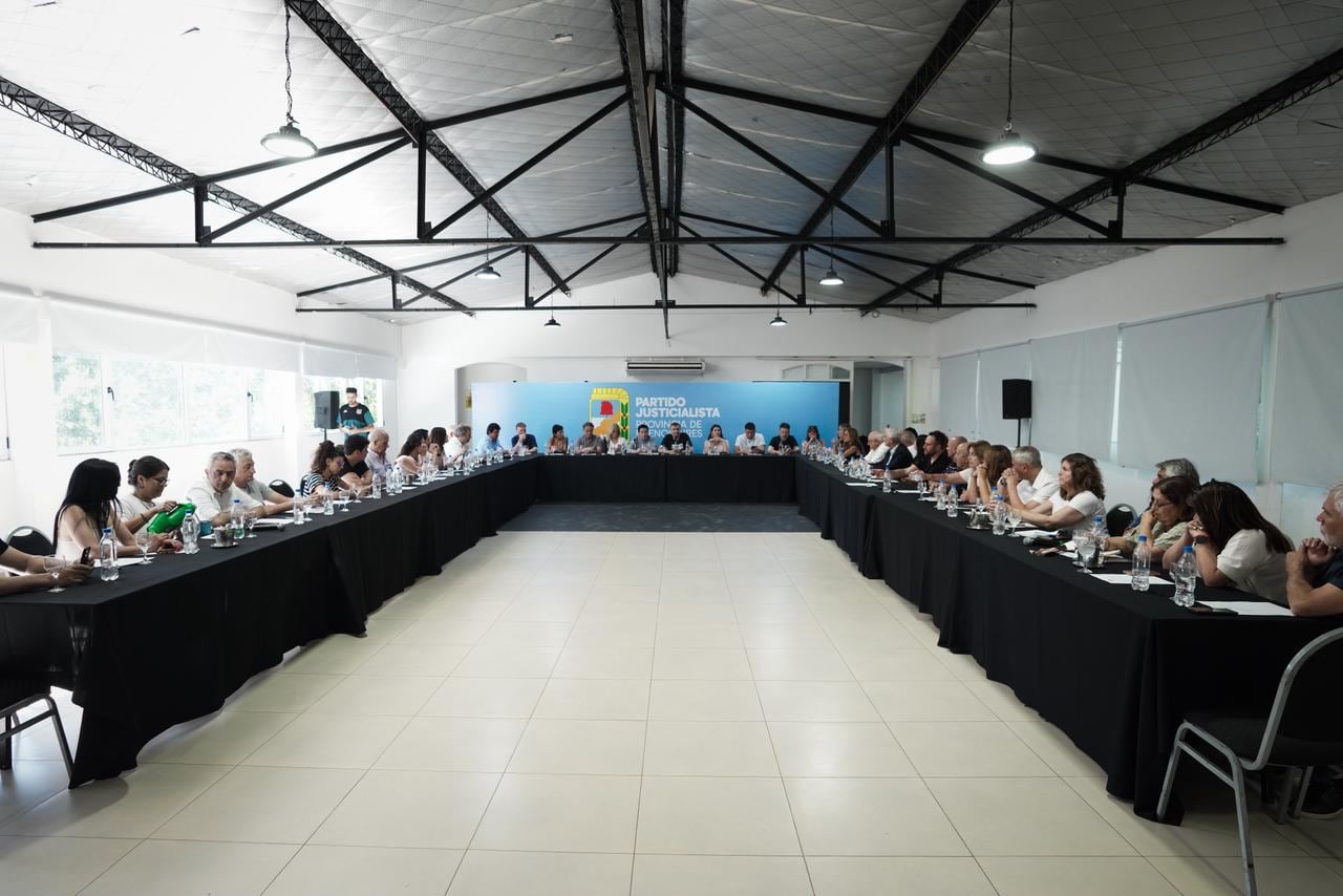 En el encuentro de este viernes se acordó el 15 de marzo como fecha para renovar autoridades