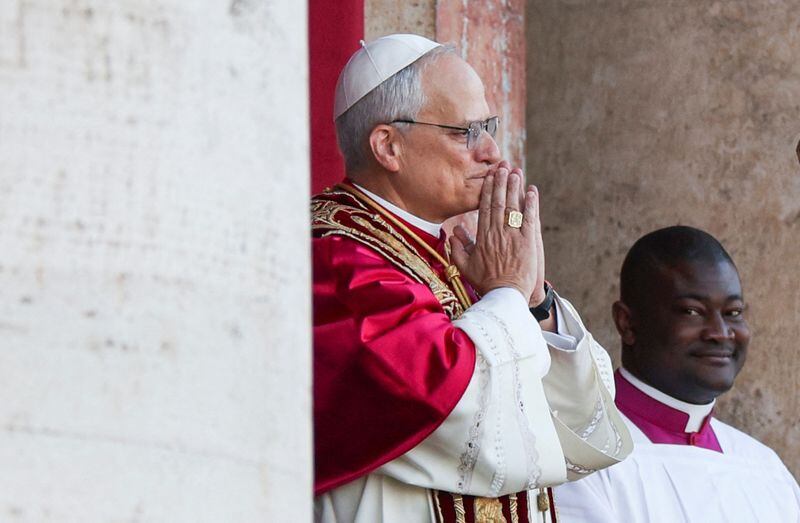 El papa Leon XIV, Cardenal Robert Prevost, en el balcón de la Basílica de San Pedro May 8, 2025