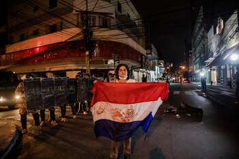 Una mujer herida por una