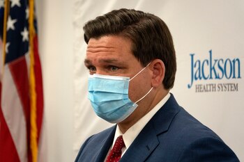 El gobernador de Florida, Ron