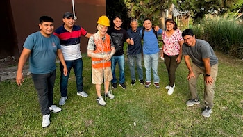 Con sus compañeros luego del festejo