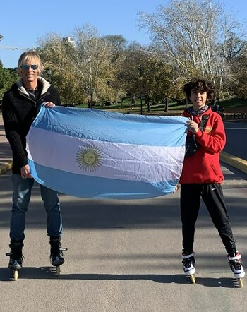 David junto a su hijo