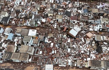 Vista aérea de la destrucción