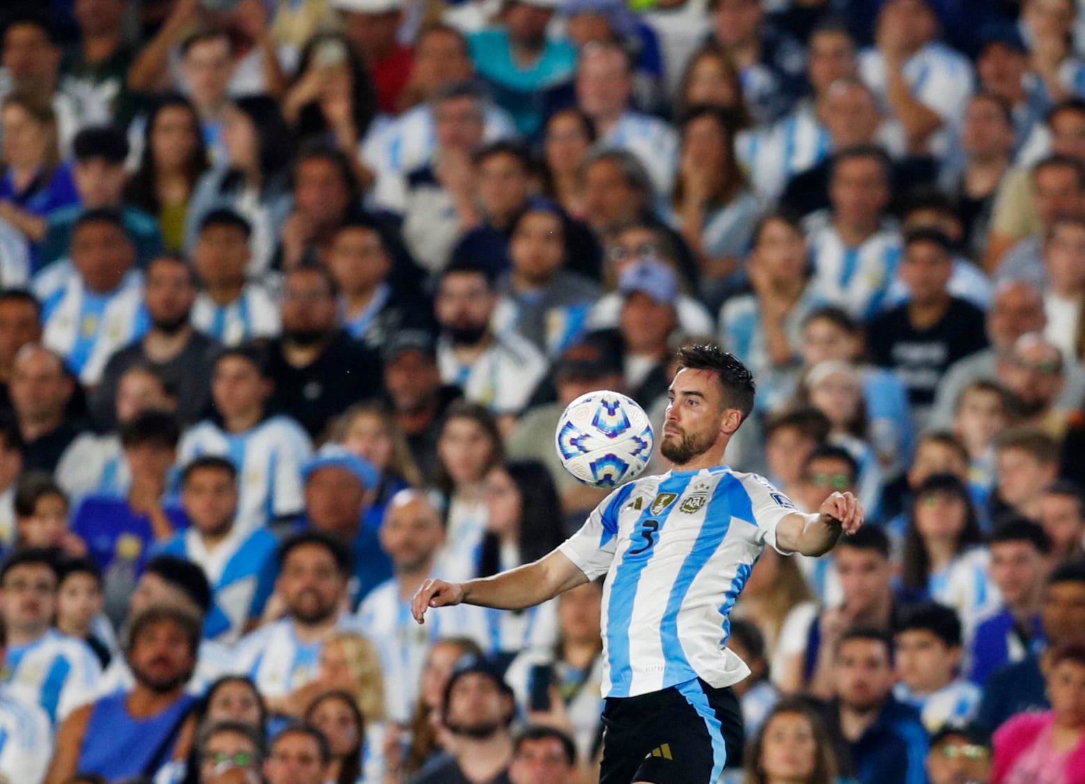 Nicolás Tagliafico rompió un récord y llegó a 76 partidos con la selección argentina (REUTERS/Matias Baglietto)