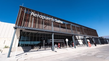 Aeropuertos Argentina inauguró una nueva terminal aérea en Salta en base a un plan de inversiones por USD 110 millones