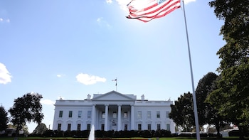 Trump critica la "ridícula" demanda