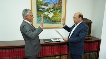 Carlos Emilio Betancourt asumió como