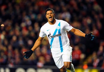 En la imagen el registro de una de las celebraciones del atacante brasileño Hulk, al actuar para el Zenit San Petersburgo y quien es el nuevo refuerzo del club brasileño de fútbol Atlético Mineiro. EFE/Peter Powell/Archivo