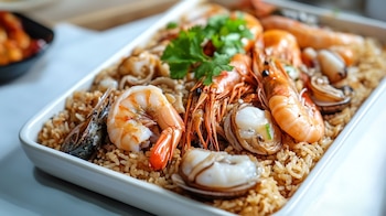 El arroz con mariscos es